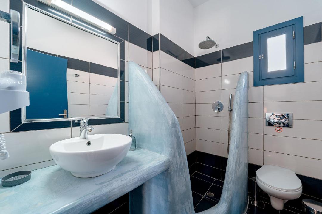 Photo of Bathroom in Perissa
