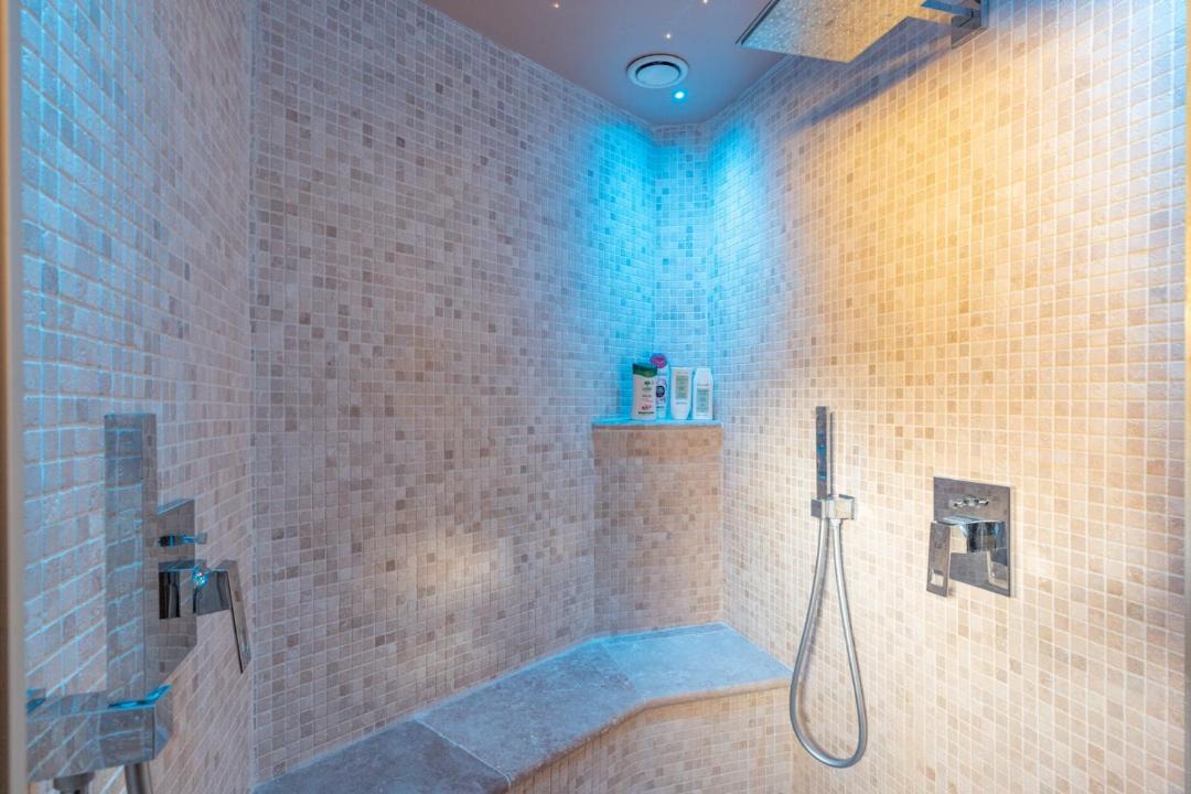 Photo of Bathroom in Cantaron