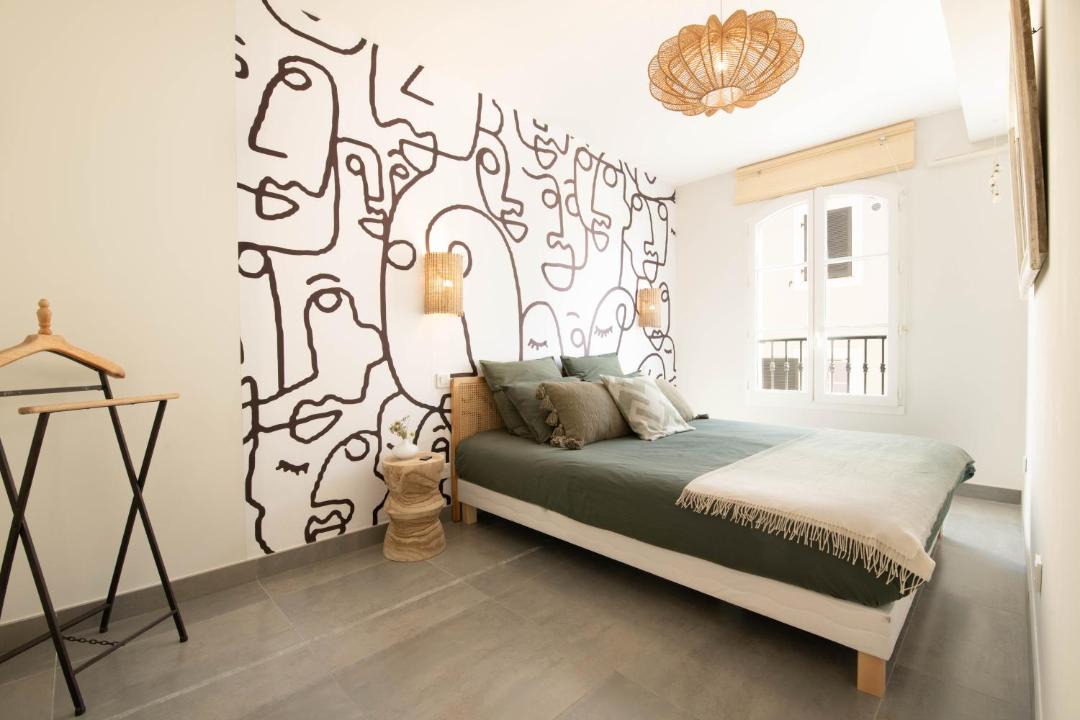 Photo of Bedroom in Saint-Tropez City Centre