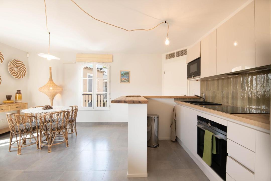 Photo of Kitchen in Saint-Tropez City Centre