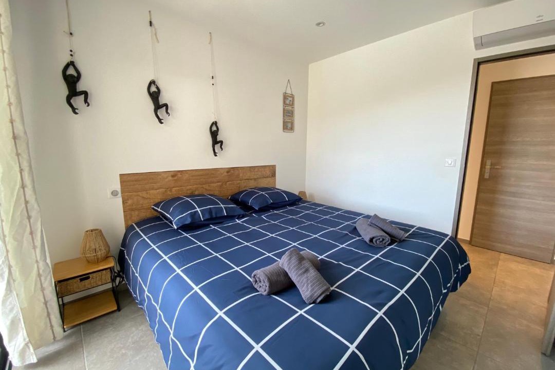 Photo of Bedroom in Chateauneuf-Grasse