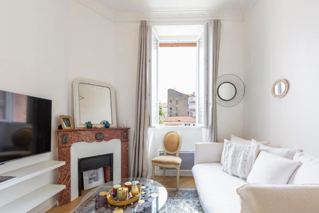 Photo of Livingroom in Carnot