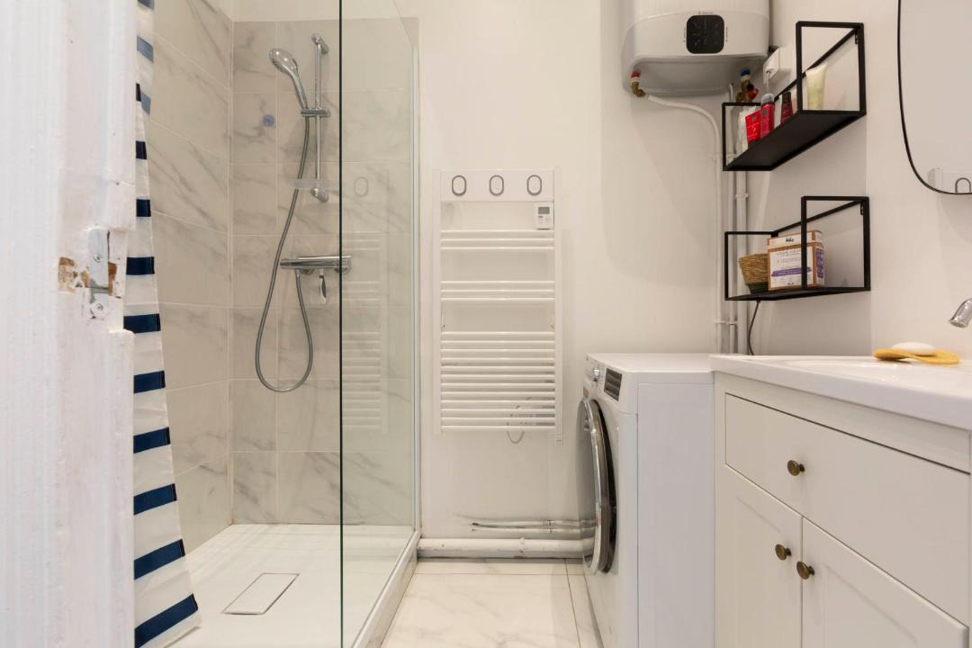 Photo of Bathroom in Carnot