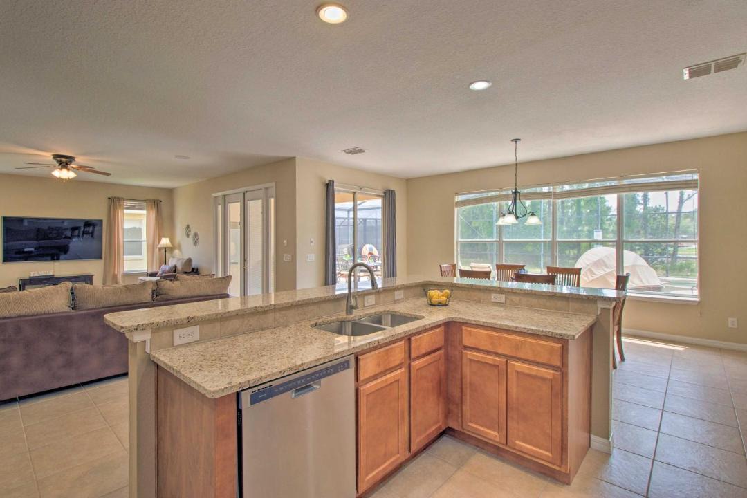 Photo of Kitchen in Watersong