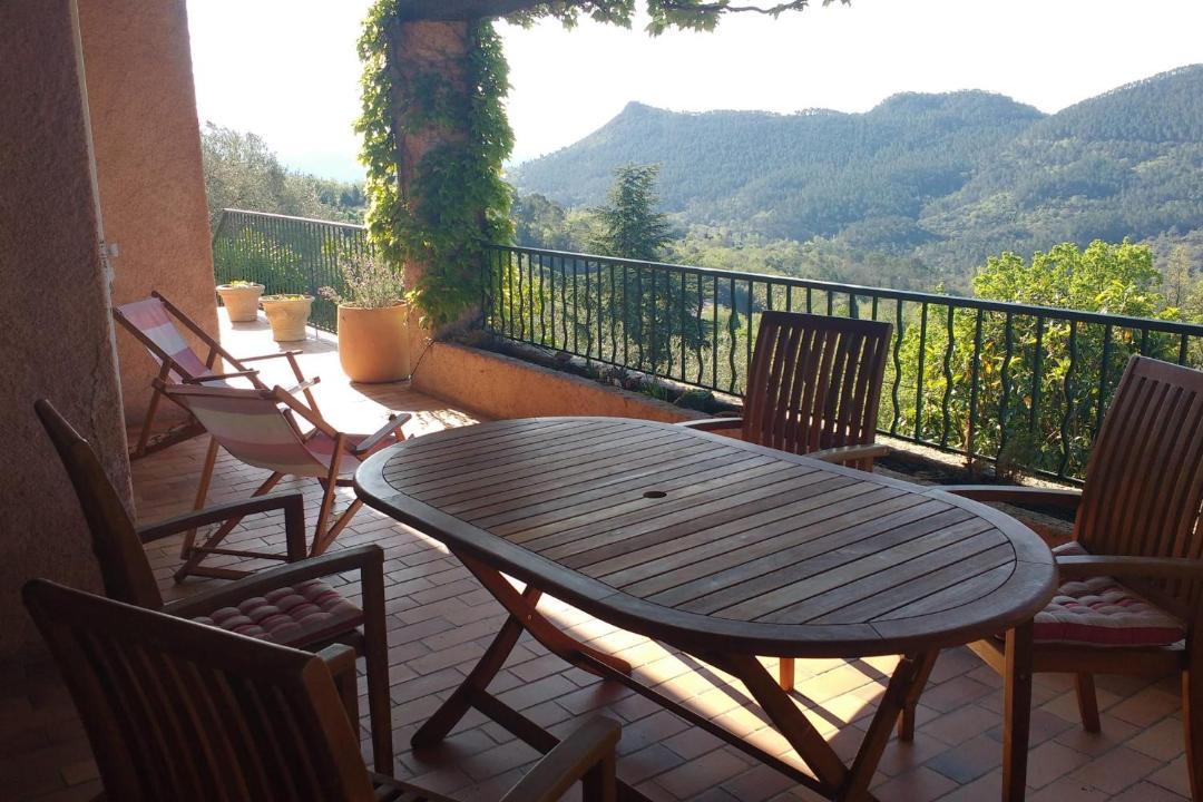 Photo of Patio Balcony in Bagnols-en-Foret