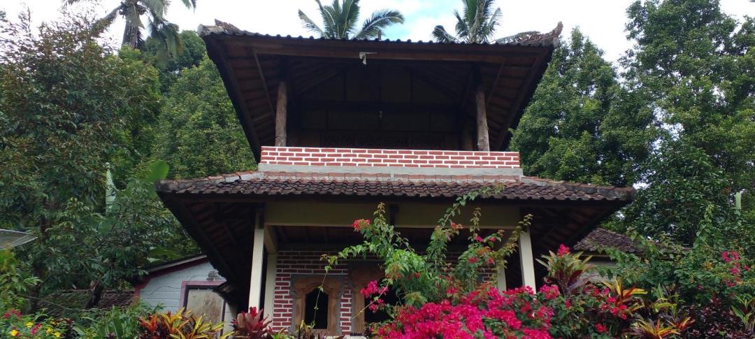 Photo of Buildings in Munduk