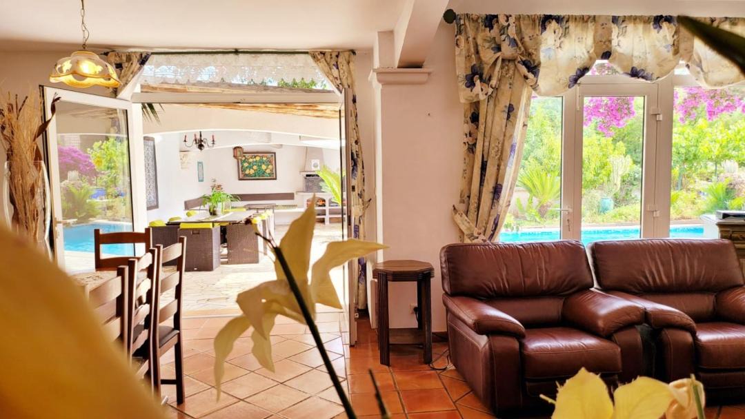 Photo of Livingroom in Plage de la Garonnette