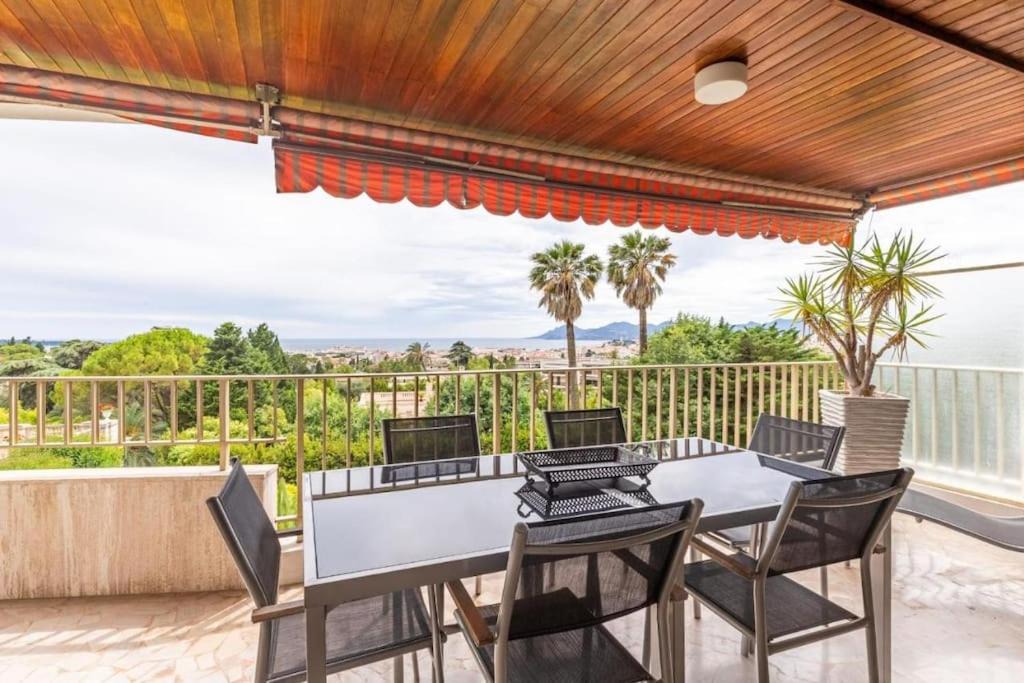 Photo of Patio Balcony in California - Pezou