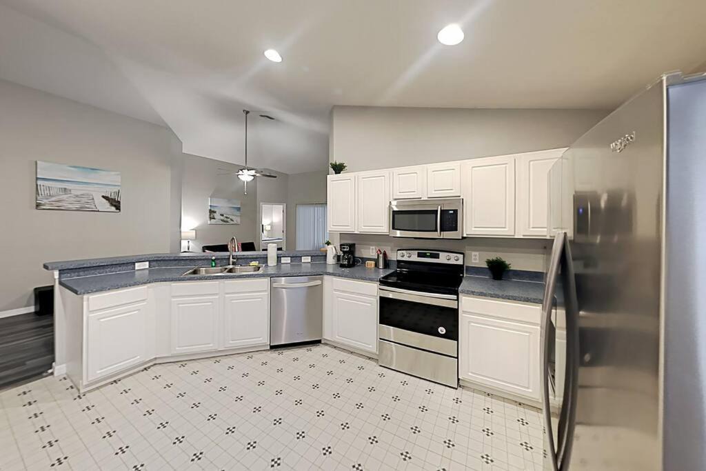 Photo of Kitchen in Florida Pines