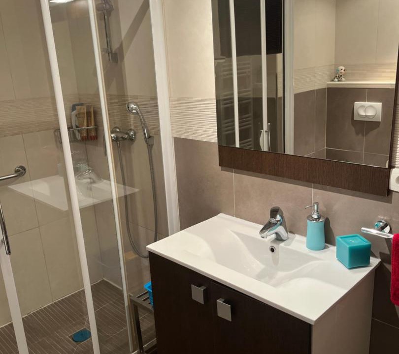 Photo of Bathroom in Beausoleil