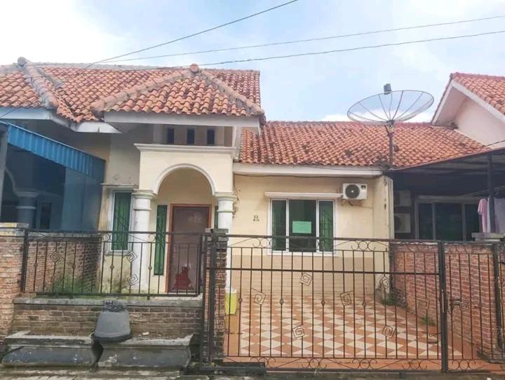 Photo of Buildings in Lebak