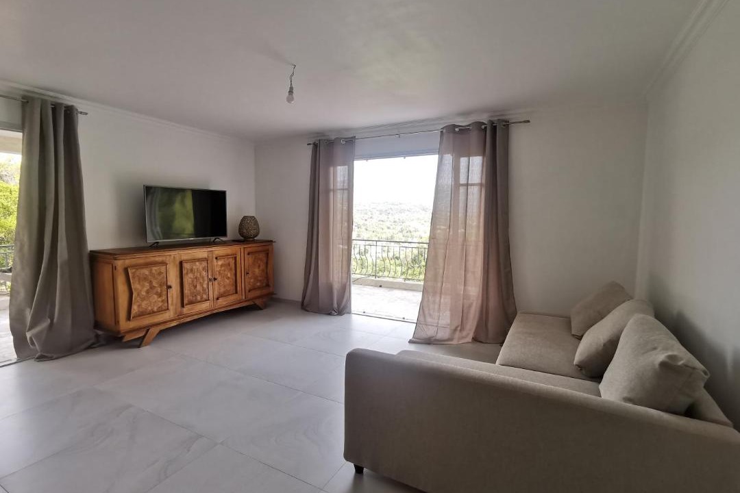 Photo of Livingroom in Contes