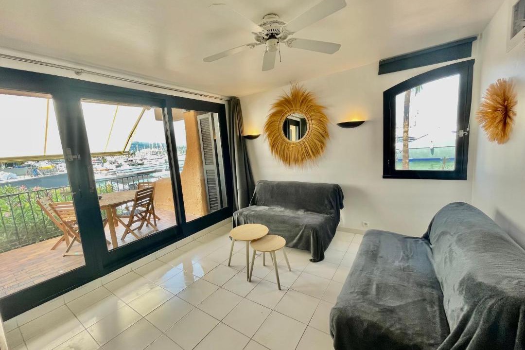 Photo of Livingroom in Port Cogolin