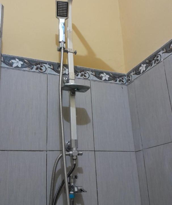 Photo of Bathroom in Kalibukbuk