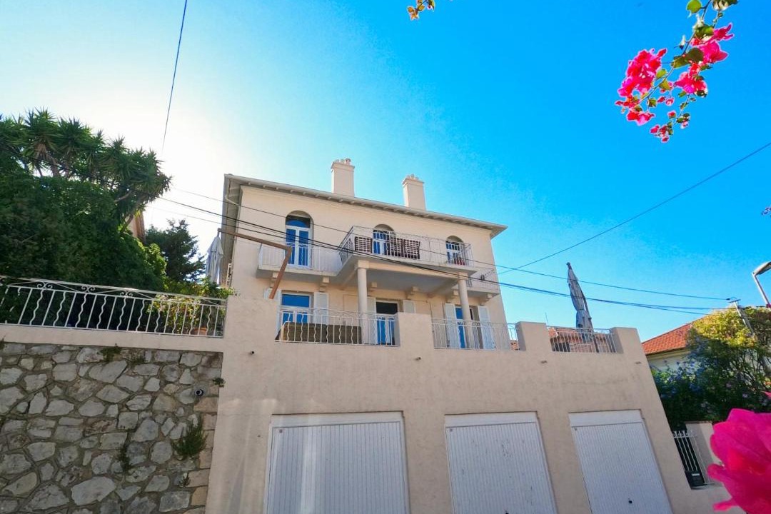 Photo of Buildings in Carnot