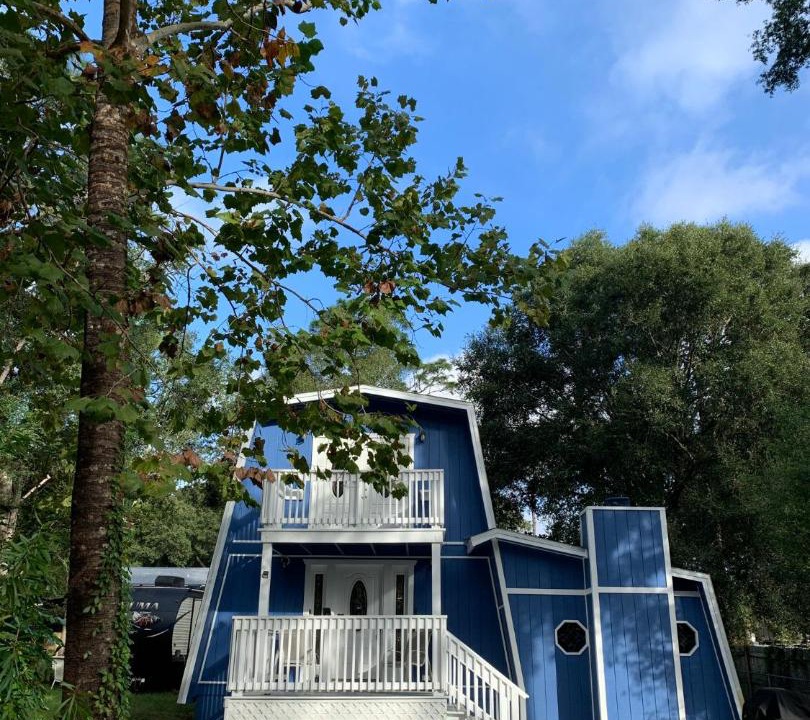 Photo of Buildings in Mount Plymouth