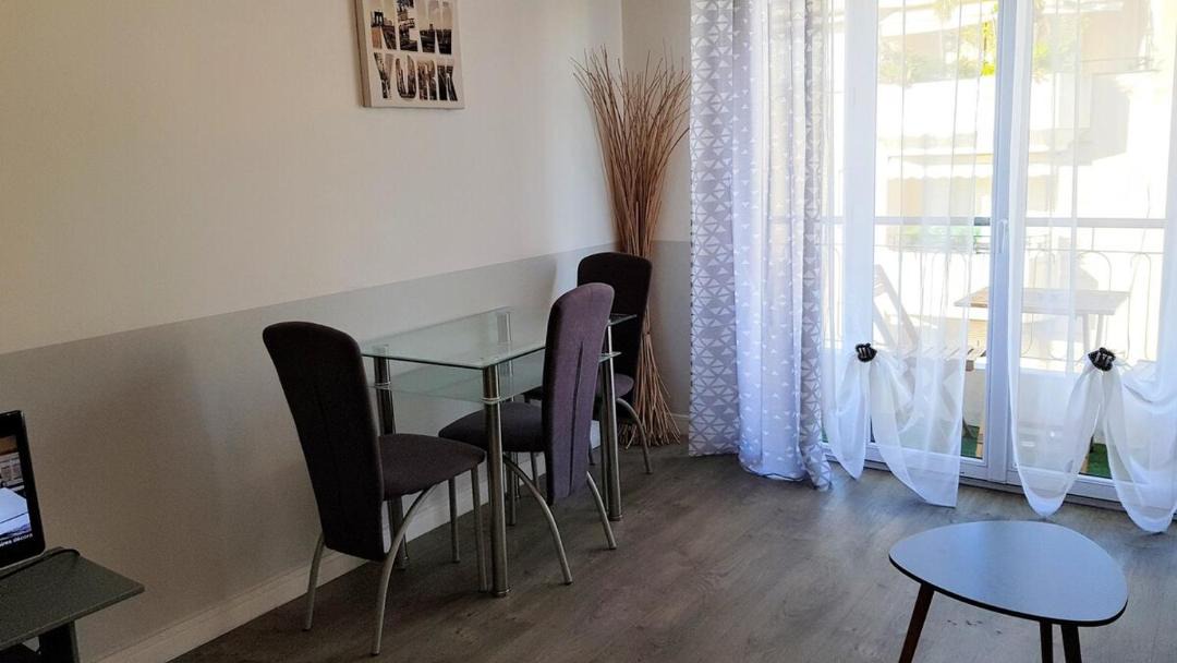 Photo of Livingroom in Cannes City Centre
