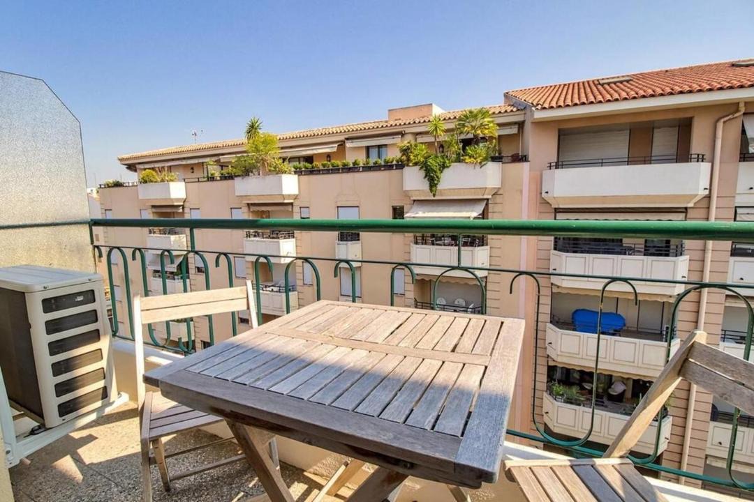 Photo of Patio Balcony in Cannes City Centre