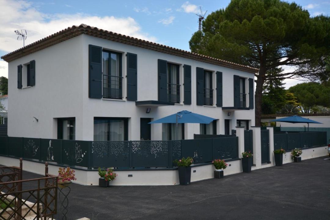Photo of Others in Mougins