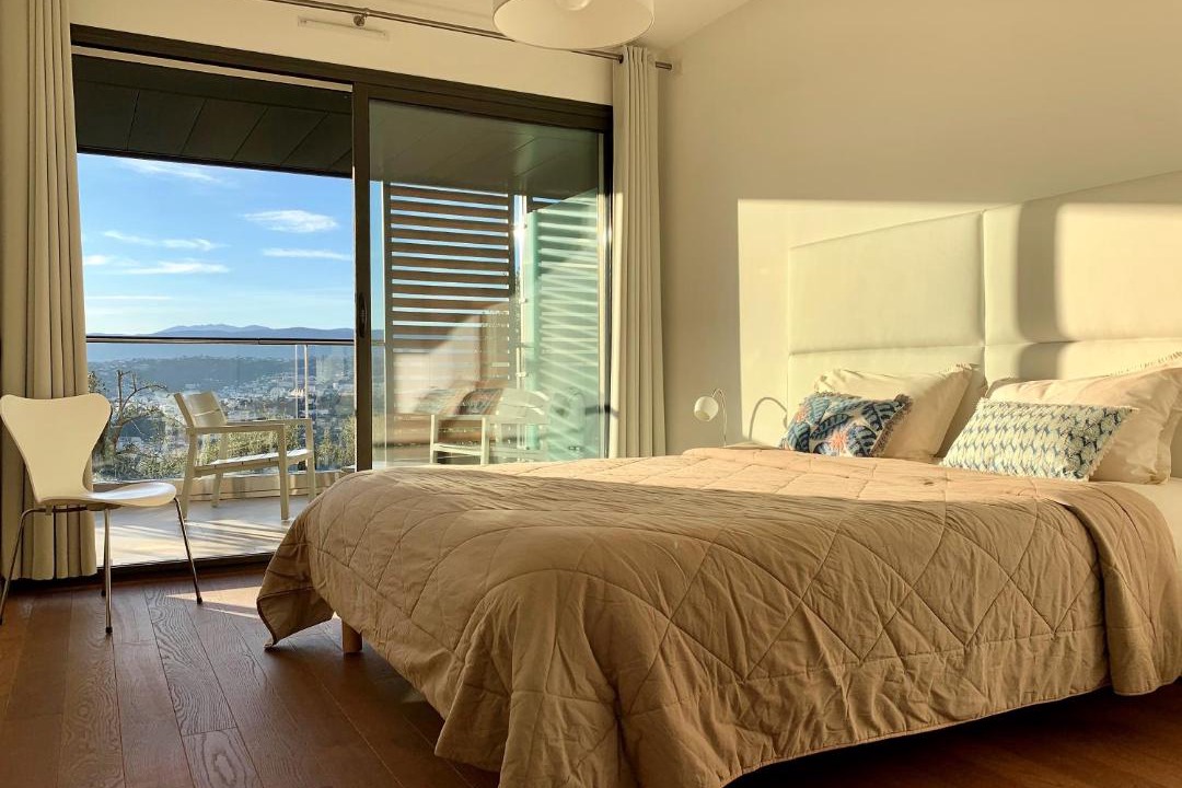 Photo of Bedroom in Mont Boron