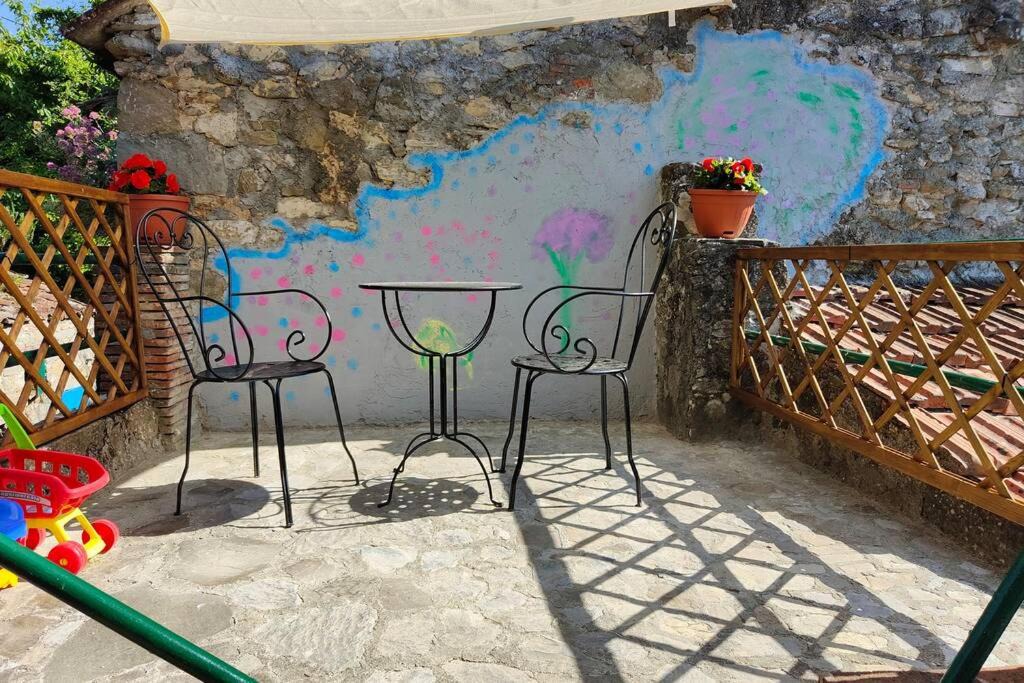 Photo of Patio Balcony in Fivizzano