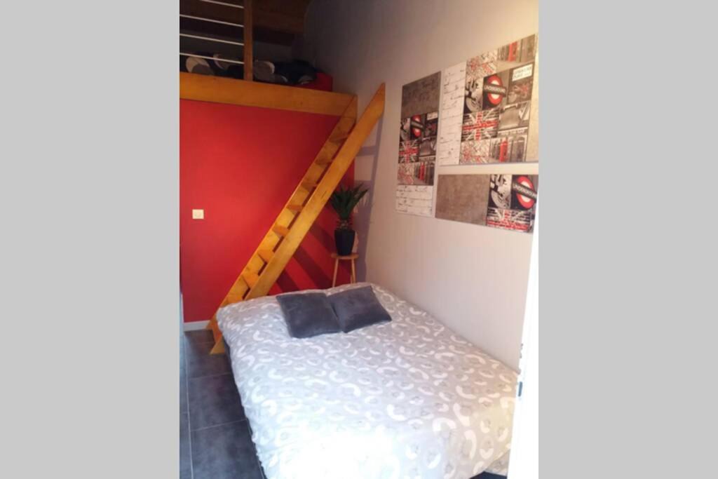 Photo of Bedroom in Bouyon