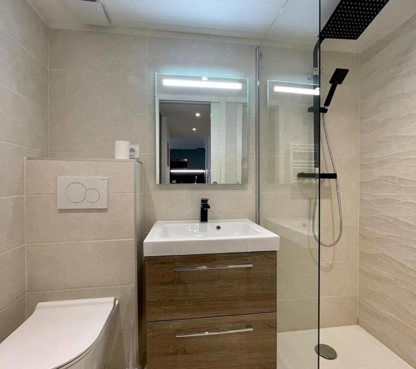 Photo of Bathroom in Quartier du Port