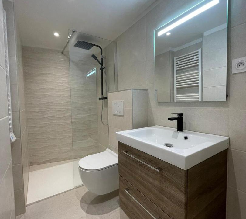 Photo of Bathroom in Quartier du Port