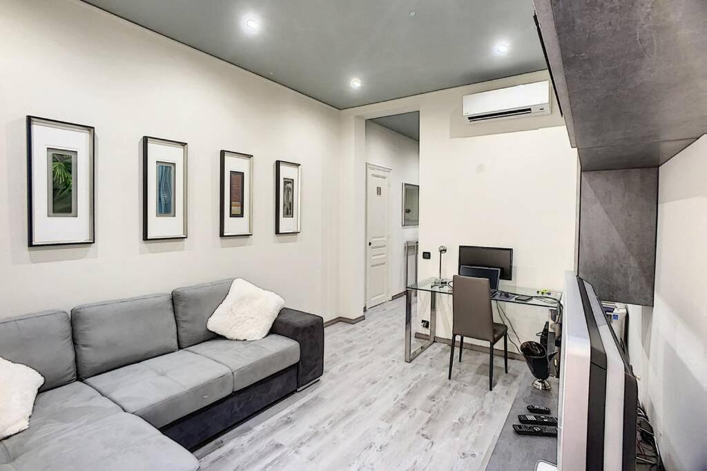 Photo of Livingroom in Beausoleil