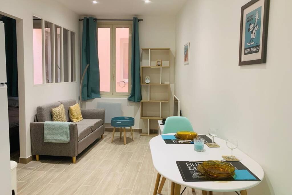 Photo of Livingroom in Old Town