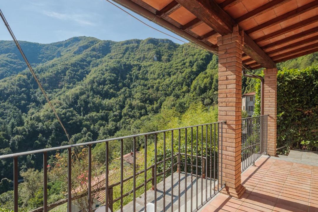 Photo of Patio Balcony in Stazzema