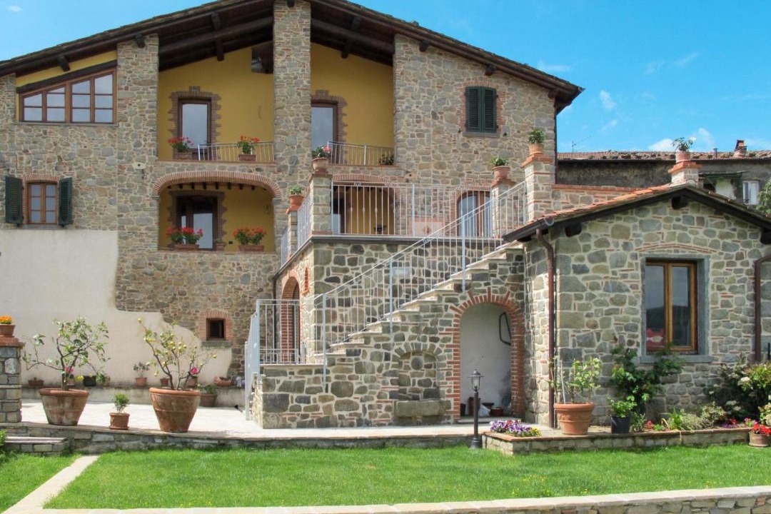 Photo of Buildings in Lugliano