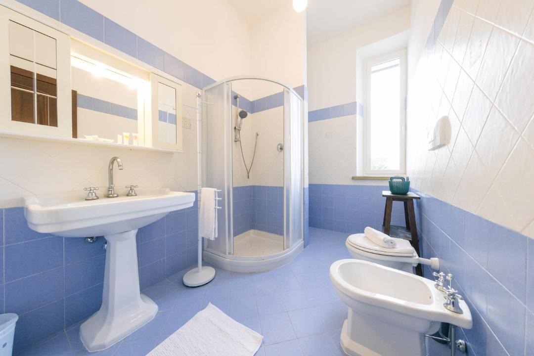 Photo of Bathroom in Pomaia