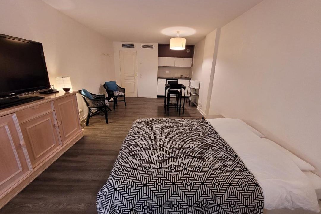 Photo of Bedroom in Beausoleil