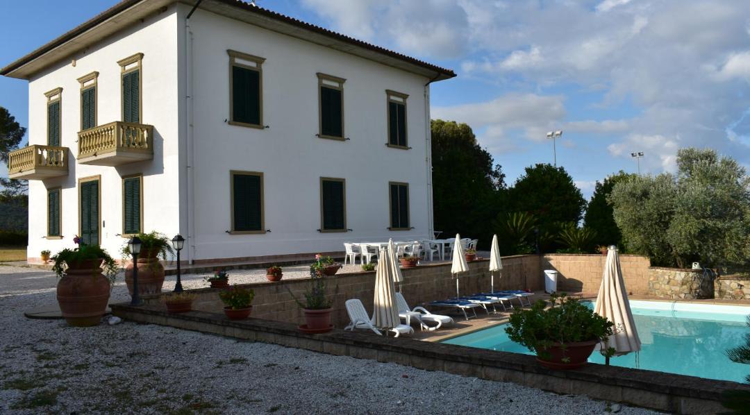 Photo of Others in Pomaia
