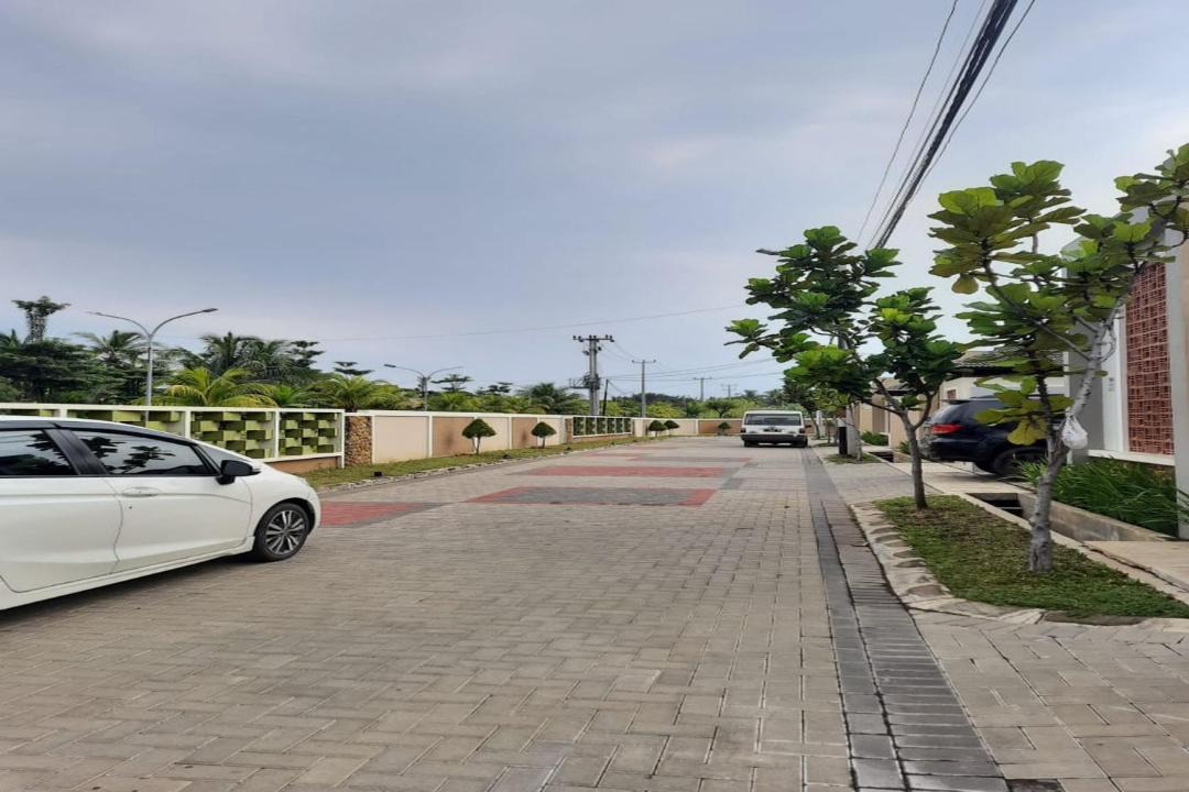 Photo of Others in Bandulu