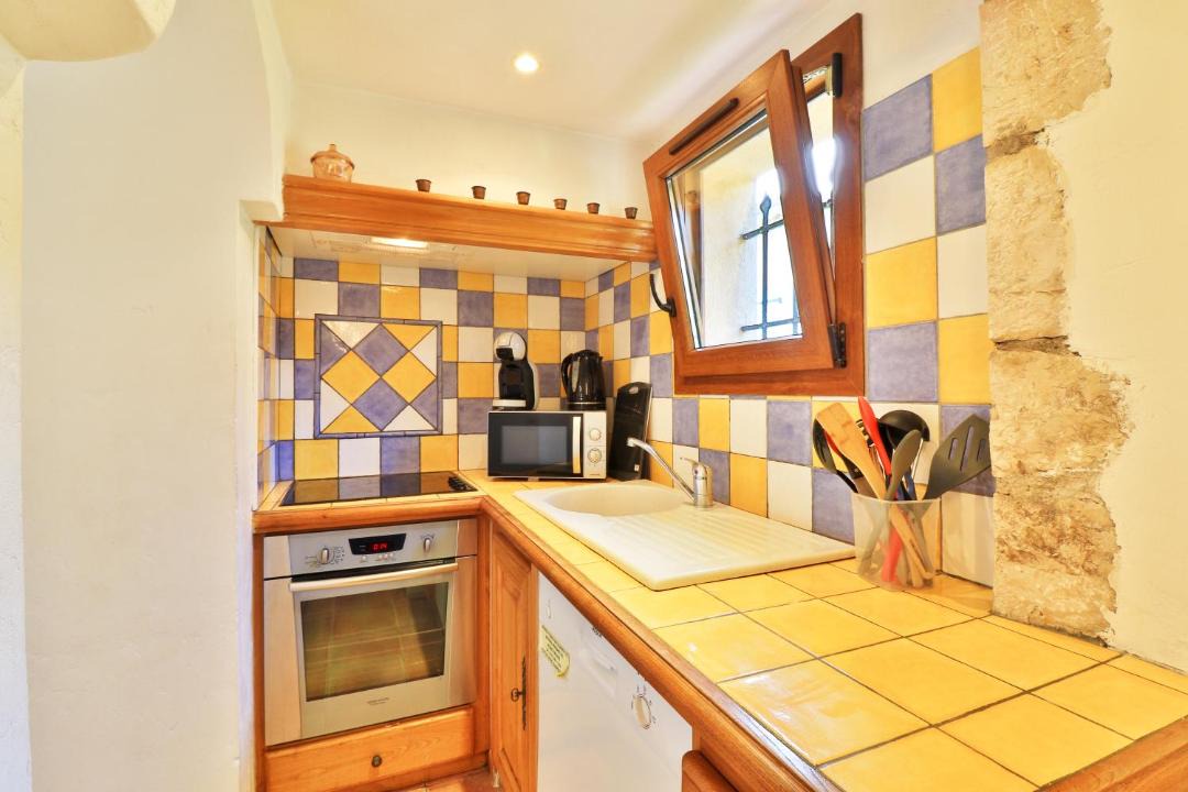 Photo of Kitchen in Le Bar-sur-Loup