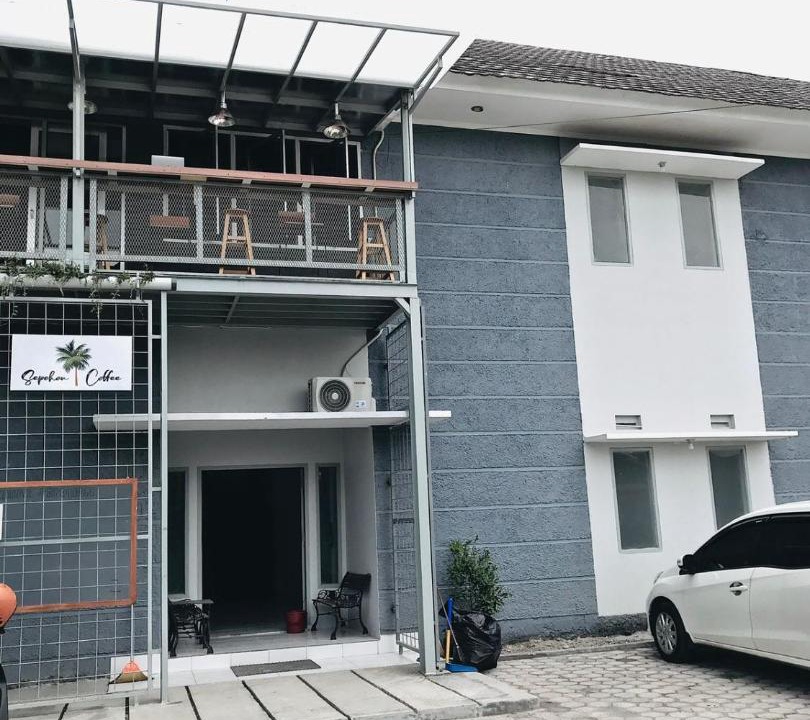 Photo of Buildings in Cileunyi