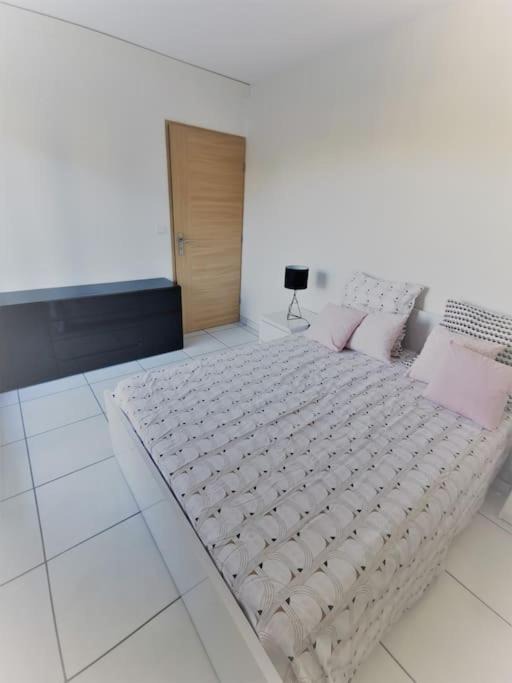 Photo of Bedroom in Saint-Laurent-du-Var