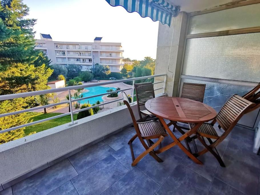 Photo of Patio Balcony in Saint-Laurent-du-Var