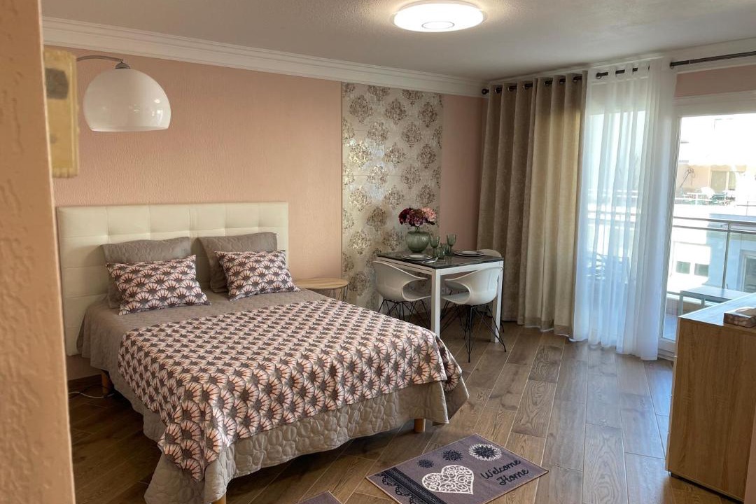 Photo of Bedroom in Les Baumettes
