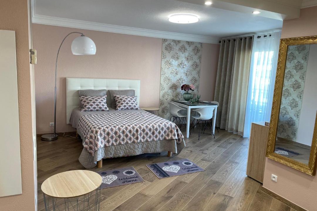 Photo of Bedroom in Les Baumettes