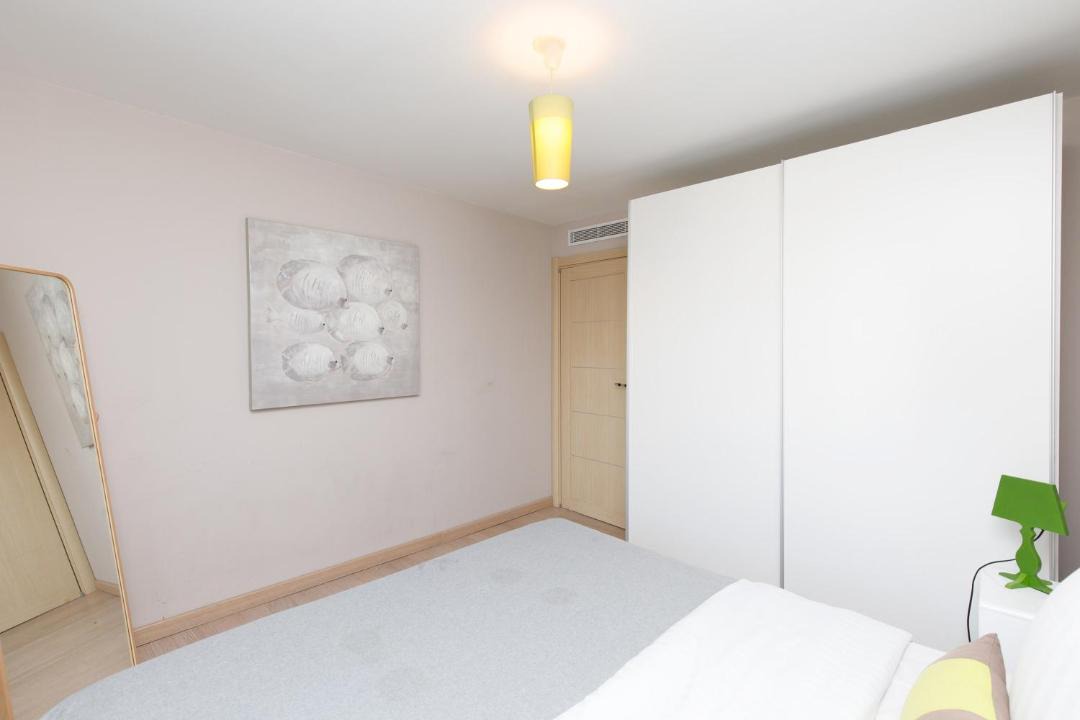 Photo of Bedroom in California - Pezou
