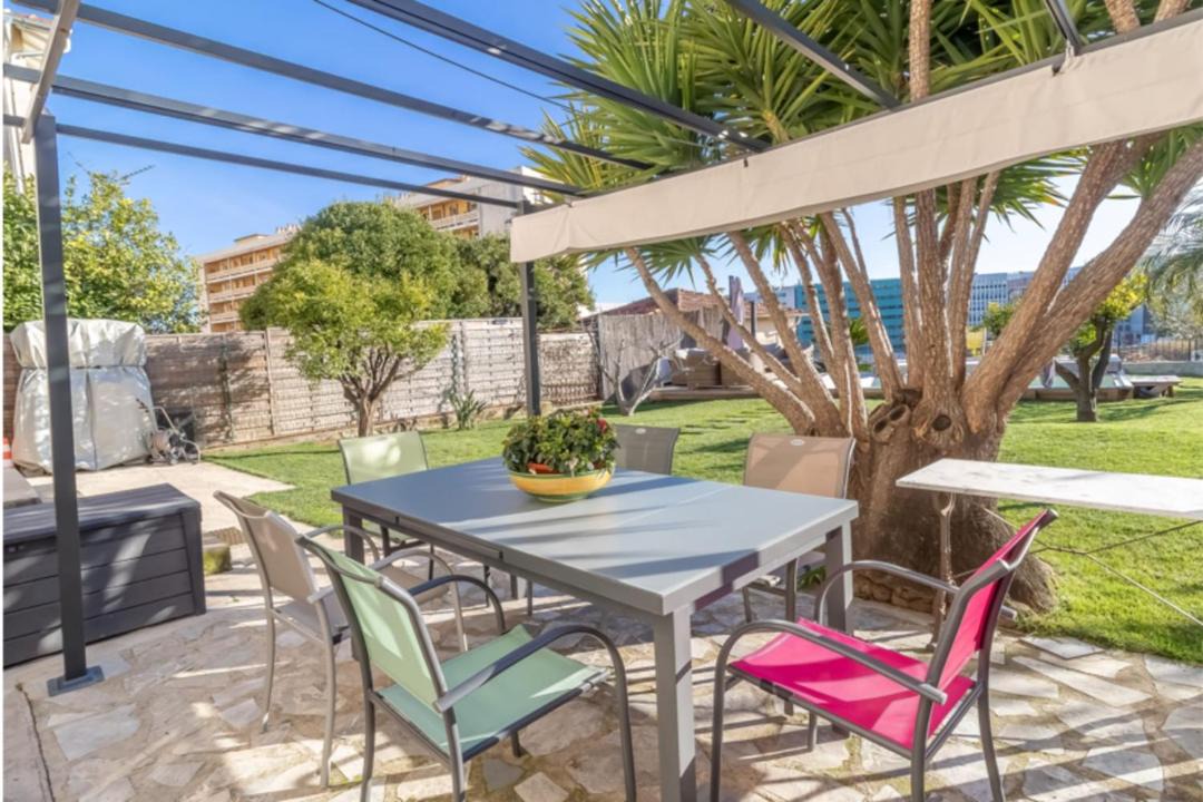 Photo of Patio Balcony in Saint-Augustin
