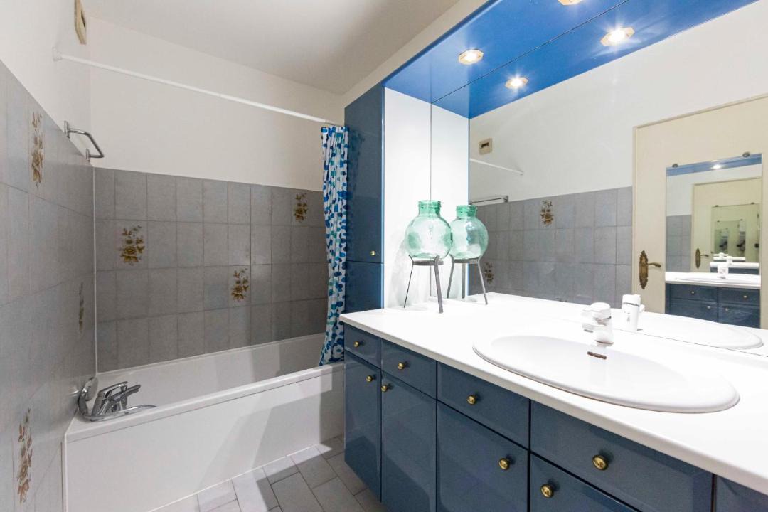Photo of Bathroom in Plaine de la Brague