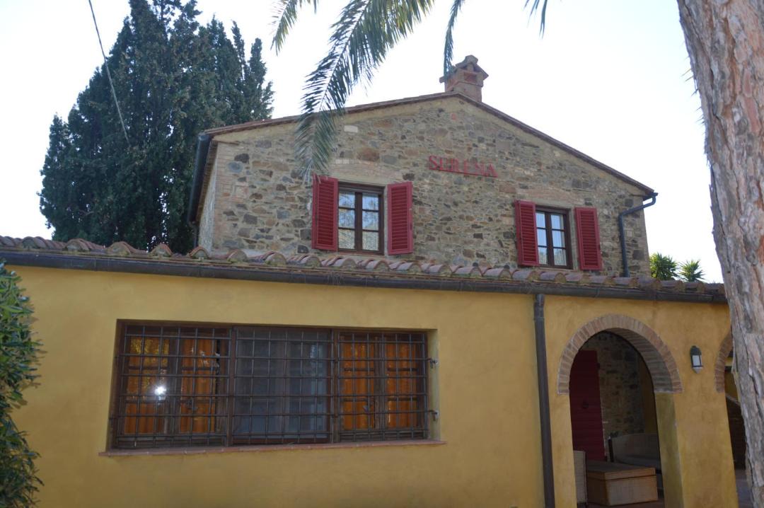 Photo of Buildings in Donoratico