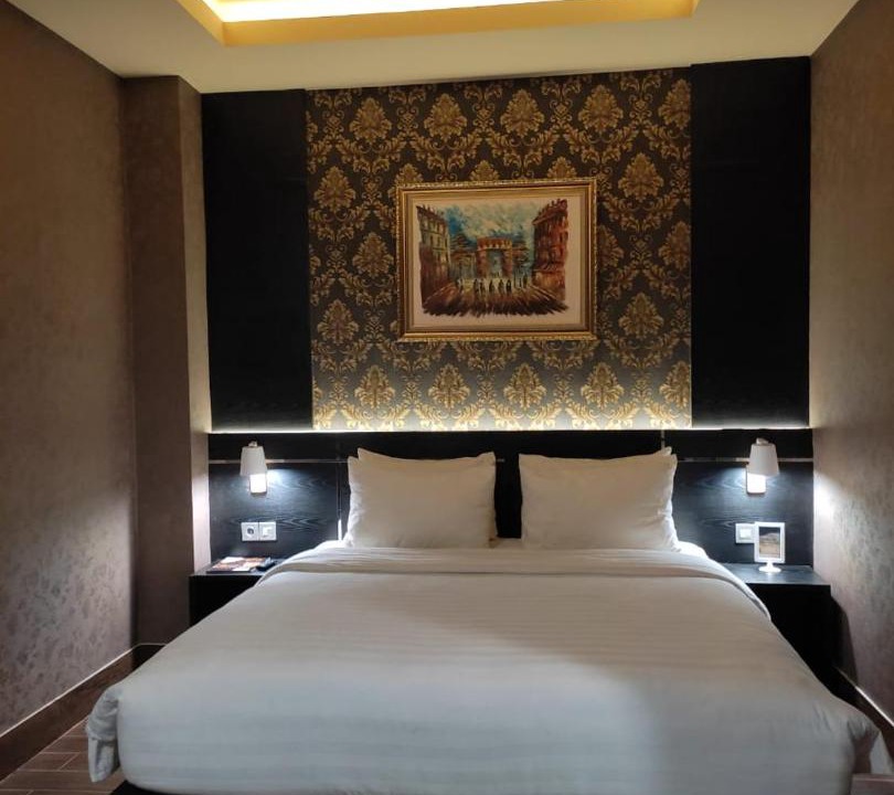 Photo of Bedroom in Metro