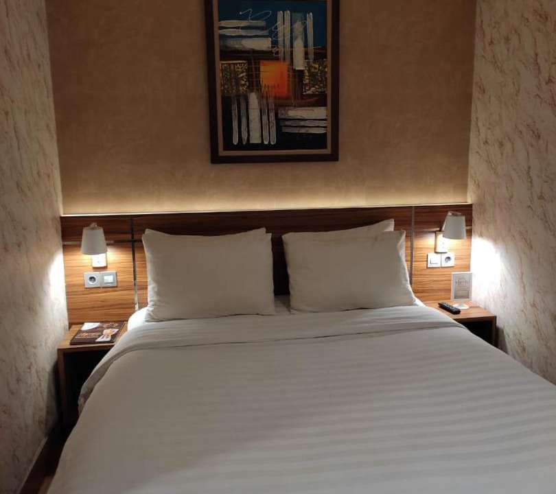 Photo of Bedroom in Metro