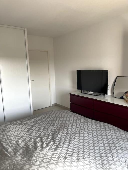 Photo of Bedroom in Frejus
