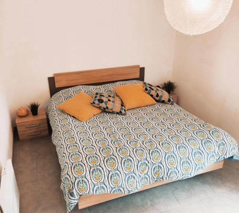 Photo of Bedroom in Contes